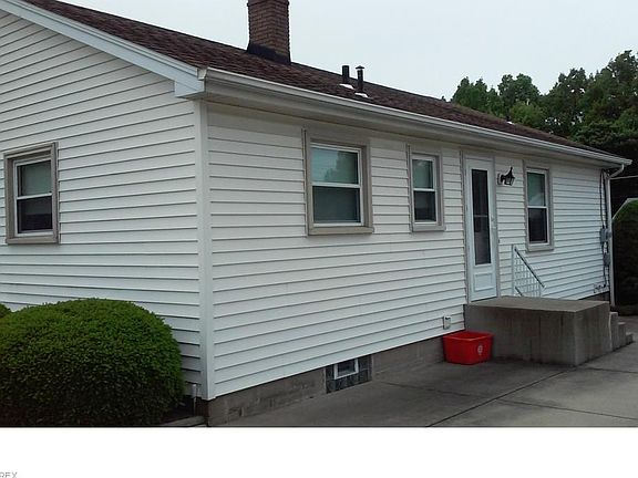 4th image of 753 N Bon Air Ave