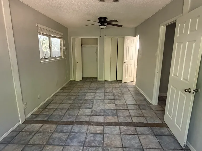 3914 Bremen St — Photo 6