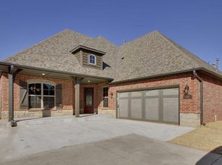 1133 Villas Creek Dr, Edmond, OK 73003