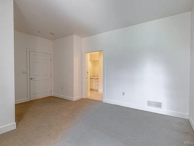 1631 N Emerson St — Photo 4