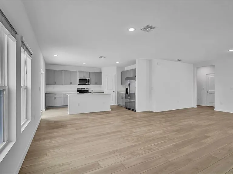 4619 Hikers Dr — Photo 6