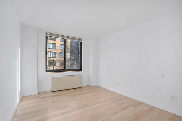 Rented by LEVEN Real Estate | media 5