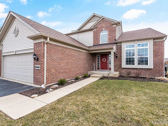 2nd image of 2444 Woodside Dr