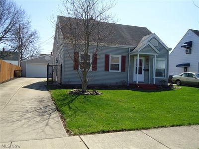318 Van Buren Ave, Cuyahoga Falls, OH, 44221