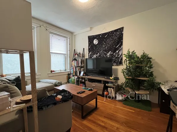 86 Brainerd Rd, Allston, MA