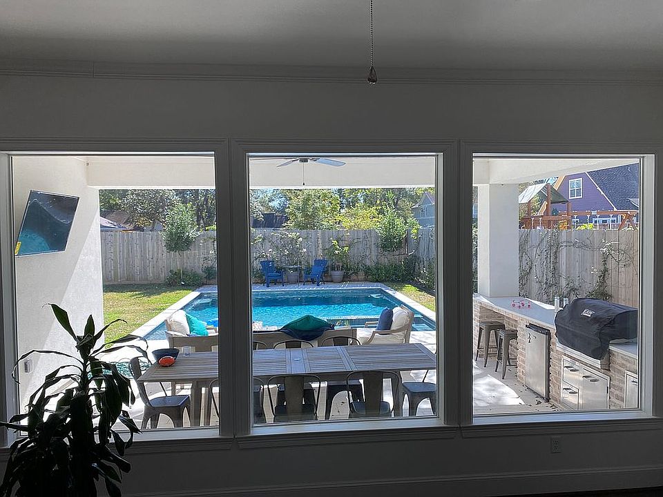 1st image of 1541 Gardenia Dr