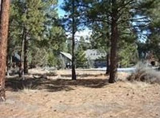 840 S Locust St, Sisters, OR 97759