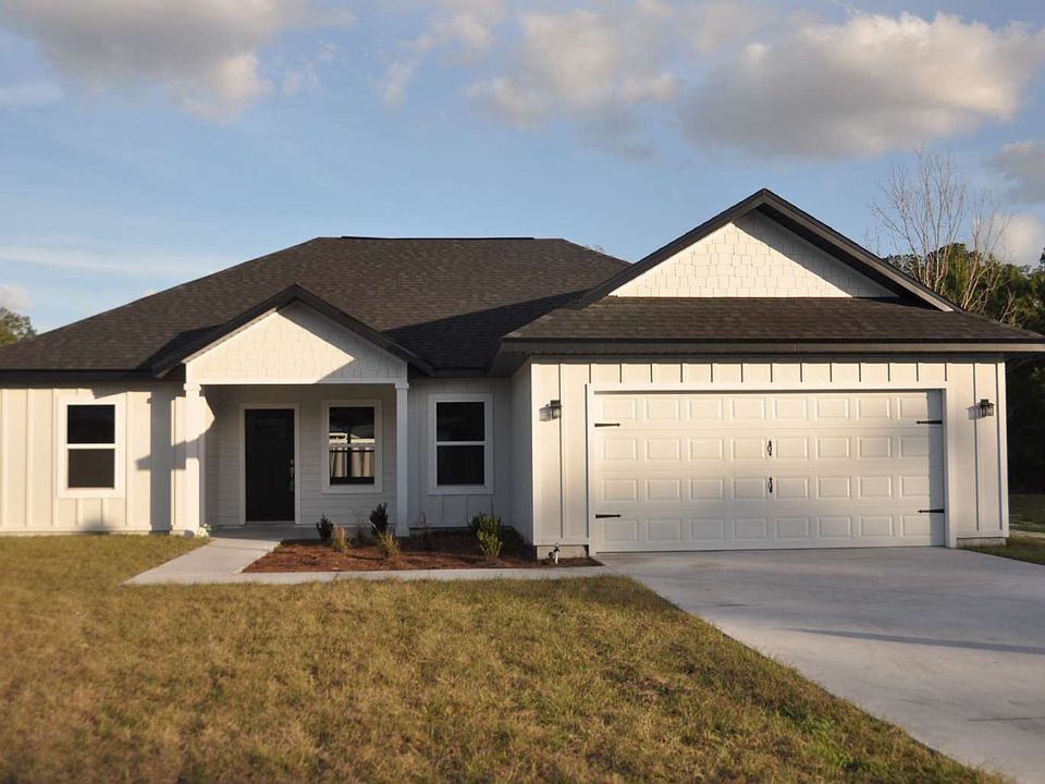 1st image of 173 SW Cherry Blossom Way