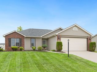 12210 Tumblebrook Ln, Fort Wayne, IN 46818