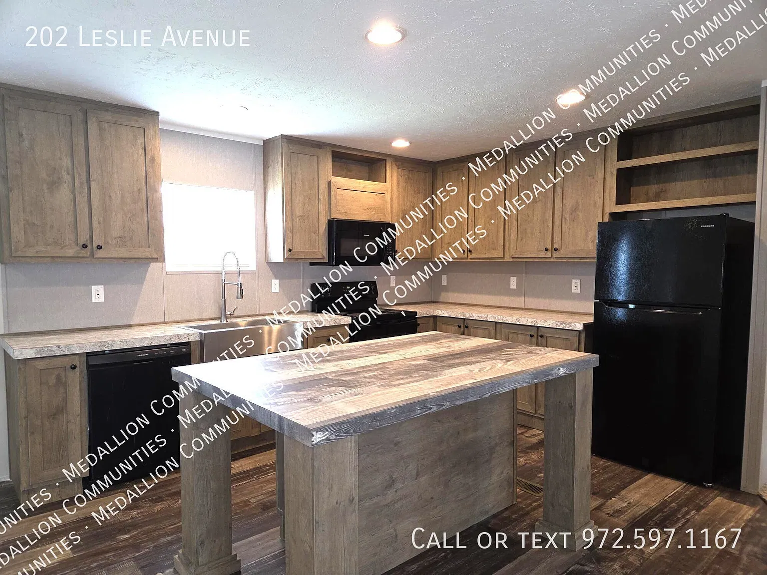 3 bed, 1400 sqft, $1,599 — Photo 4