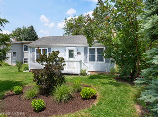 1324 Thornwood Ln, Crystal Lake, IL 60014
