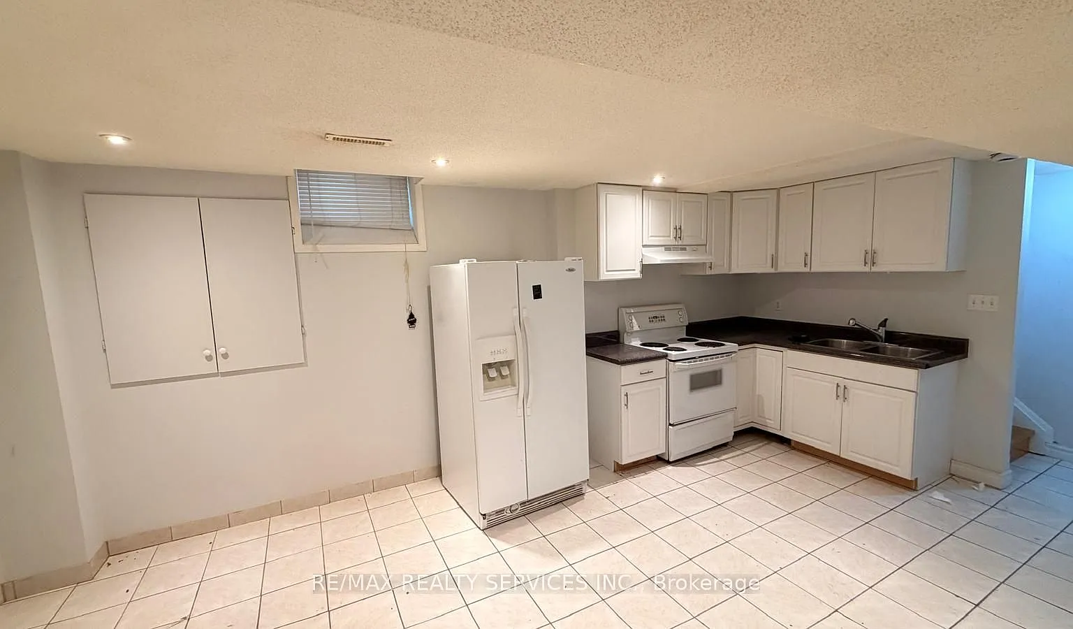 2 bed, $1,800 — Photo 2