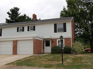 102 Gaslight Ln #102G, Mayfield Heights, OH 44124