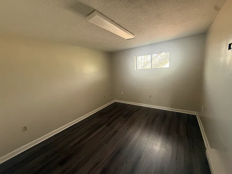 921 Union St #2A — Photo 4