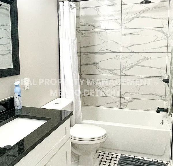 22148 Dante St #111 — Photo 10