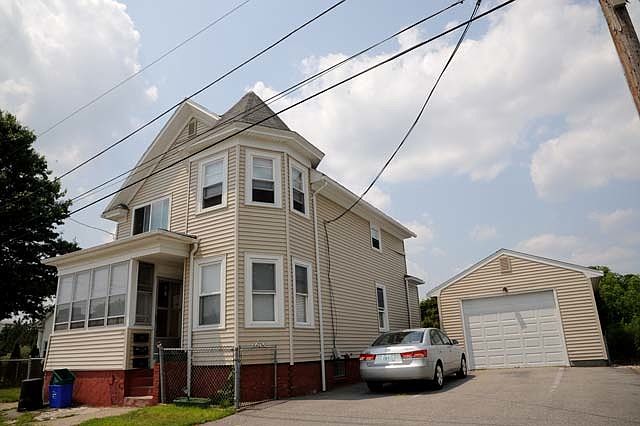 1st image of 10 Julien Ave #1