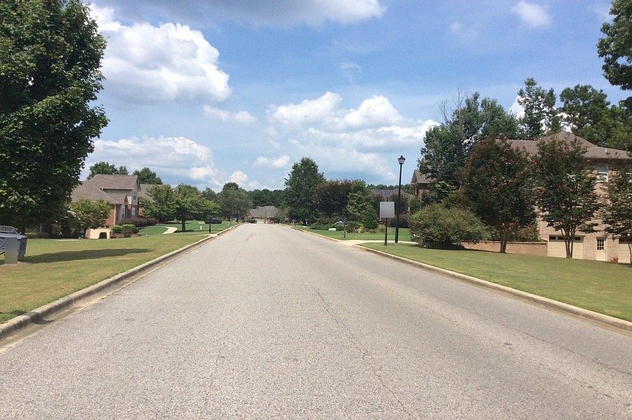 2nd image of 1435 Overlook Dr