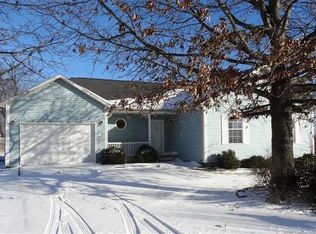 1002 N 41st St, Nixa, MO 65714