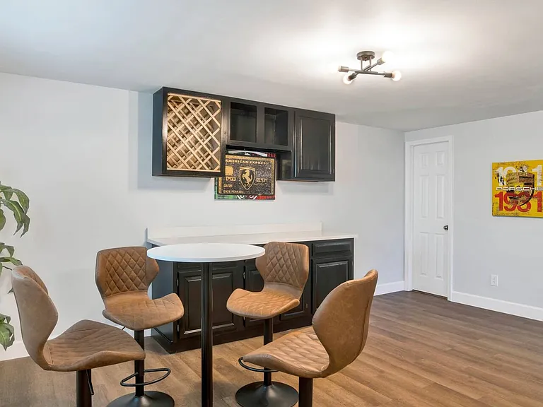 308 N University Blvd — Photo 9