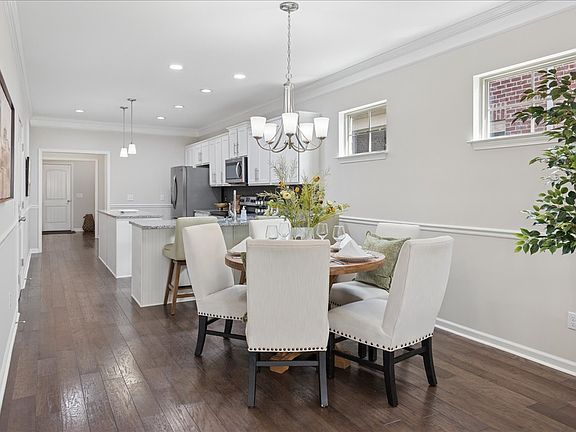 3rd image of 1052 Paddock Park Cir