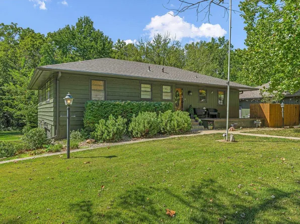 5921 NW Westbrooke Dr, Topeka, KS 66617
