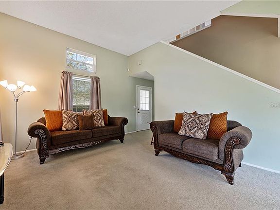 5th image of 240 Clemens Ct