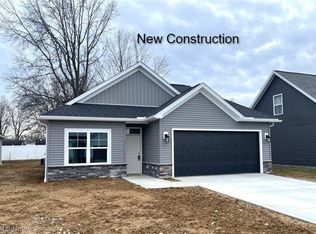 1980 Hawthorn Ct, North Canton, OH 44720