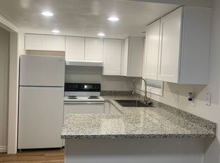 901 Royal Ct, Medford, OR 97504