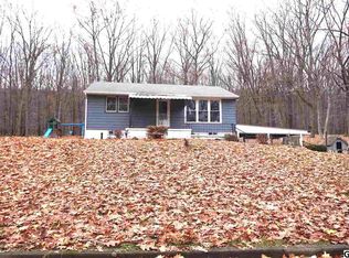 1422 E Colliery Ave, Tower City, PA 17980