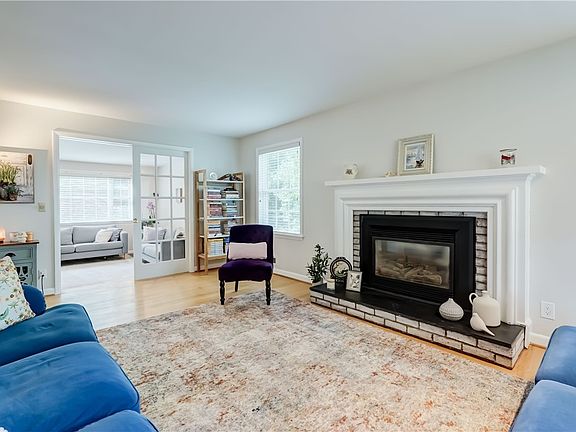 5th image of 119 Irving Rd