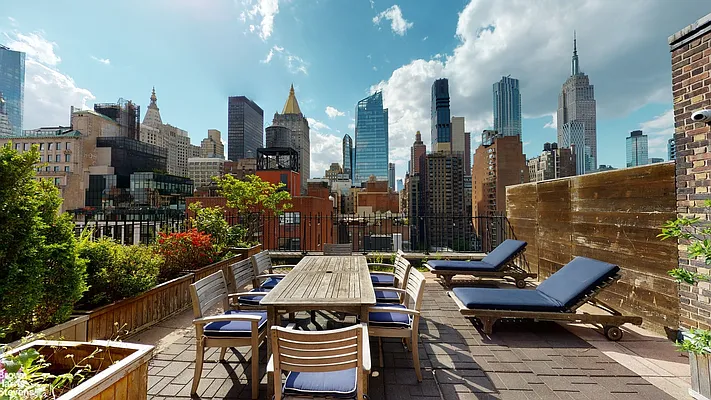 Sold by Brown Harris Stevens | media 21