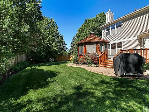2nd image of 2001 Sparrow Cir
