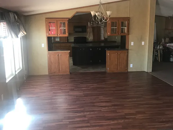 19918 E 1070th Rd, Elk City, OK 73644