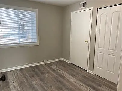 1103 Evans Ave — Photo 25