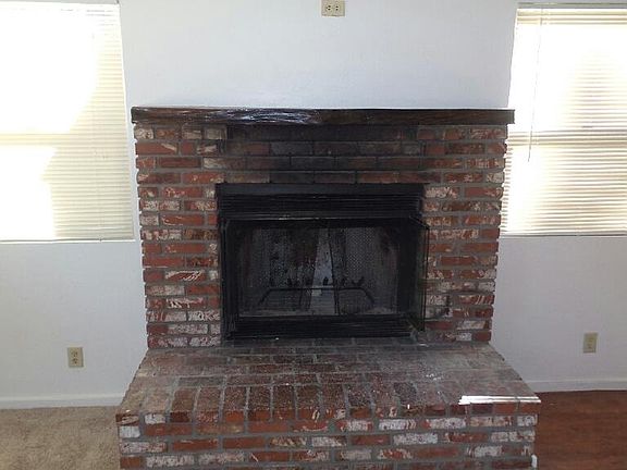 3rd image of 1134 W Rainbow Blvd