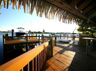780 Cal Cove Dr, Fort Myers, FL 33919