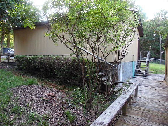 5th image of 207 King Lake Blvd