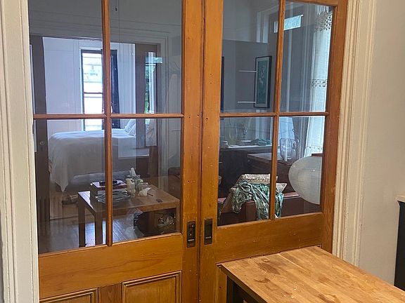 4th image of 676 Driggs Ave #2