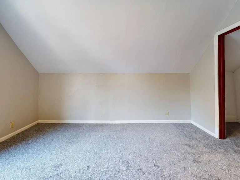 2053 W 95th St — Photo 85
