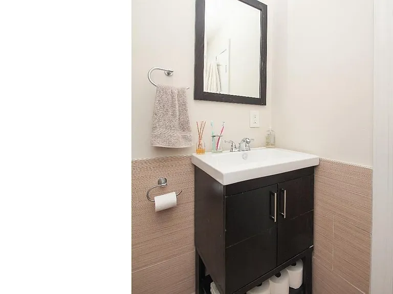 2033 Spruce St #3 — Photo 18
