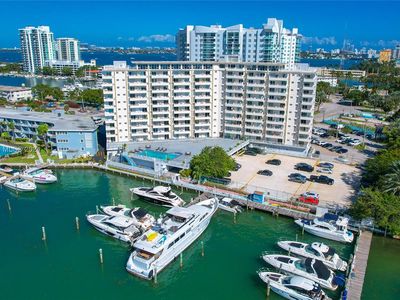 7904 West Dr APT 501, North Bay Village, FL, 33141