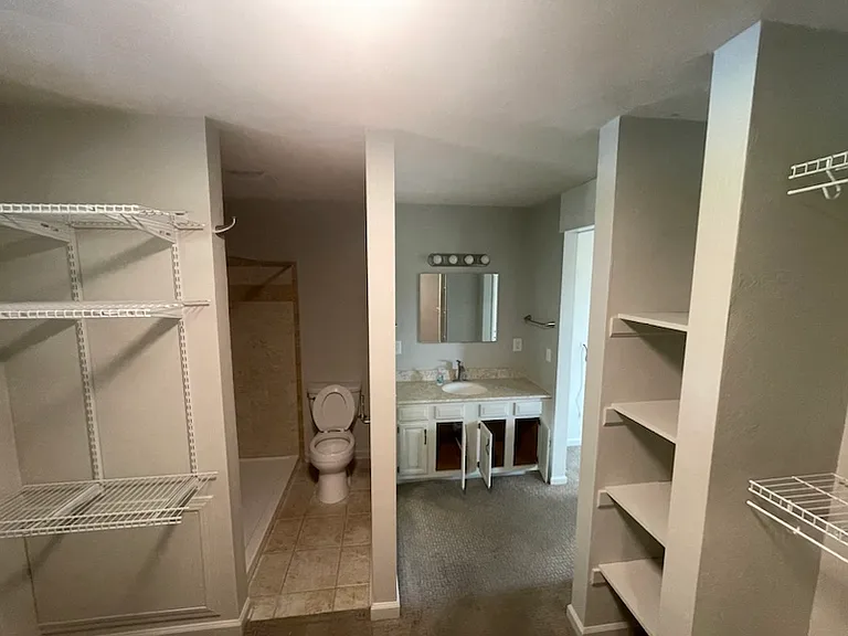 1729 Mountainside Dr — Photo 7