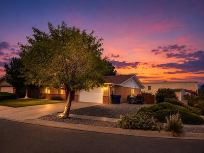7404 Carson Trl NW, Albuquerque, NM, 87120