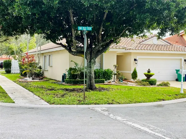 4951 SW 152nd Ter, Miramar, FL 33027