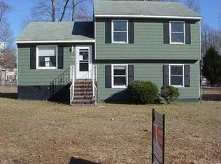 1701 Westbrook Rd, Hopewell, VA 23860