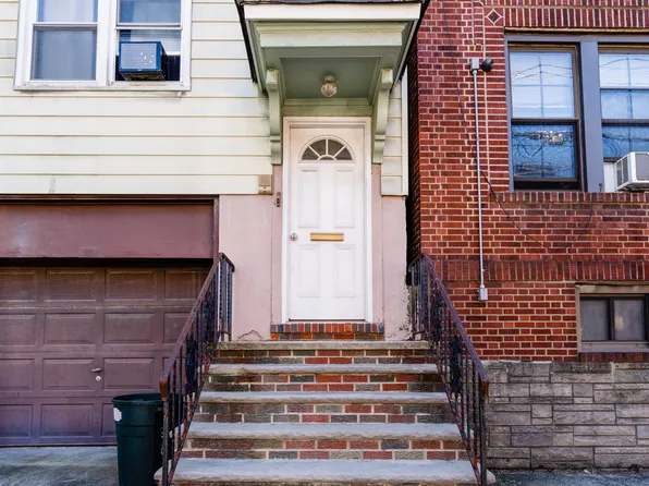 98 West 49th Street image 30 of 35