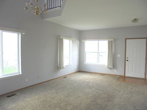 2nd image of 2819 Troon Dr