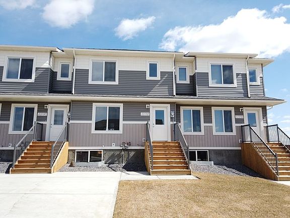 4th image of 11209 95th St