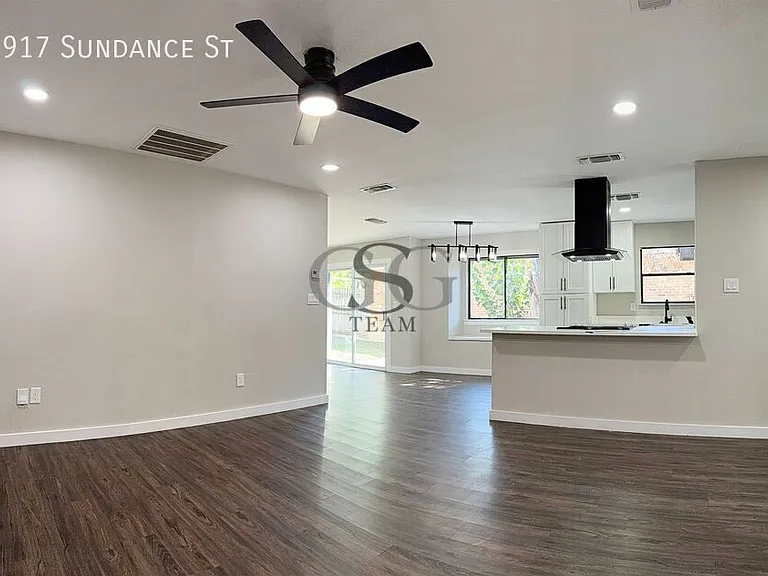 917 Sundance St — Photo 5