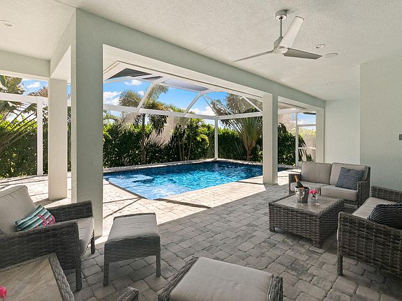 4th image of 125 Delbrook Way